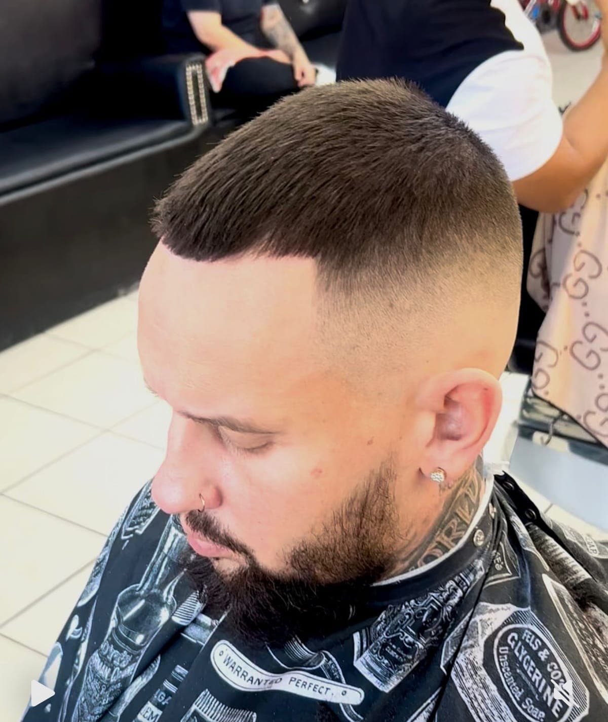 Textured crop with a high skin fade